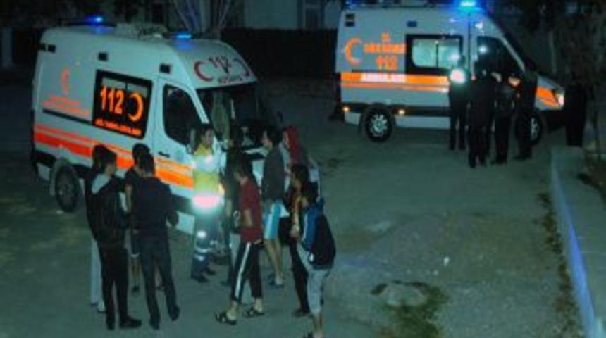 K&uuml;tahya'da En Az 25 &Ouml;ğrenci Yedikleri Yemekten Zehirlendi