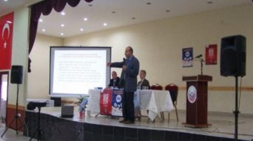 Tosya&rsquo;da Kentsel D&ouml;n&uuml;ş&uuml;m İle İlgili Bilgilendirme Toplantısı D&uuml;zenlendi