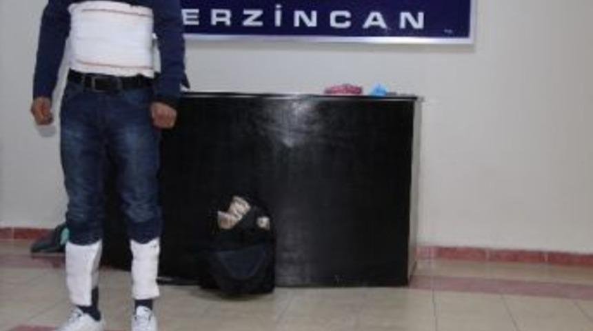 Uyuşturucu bacaklarından &ccedil;ıktı