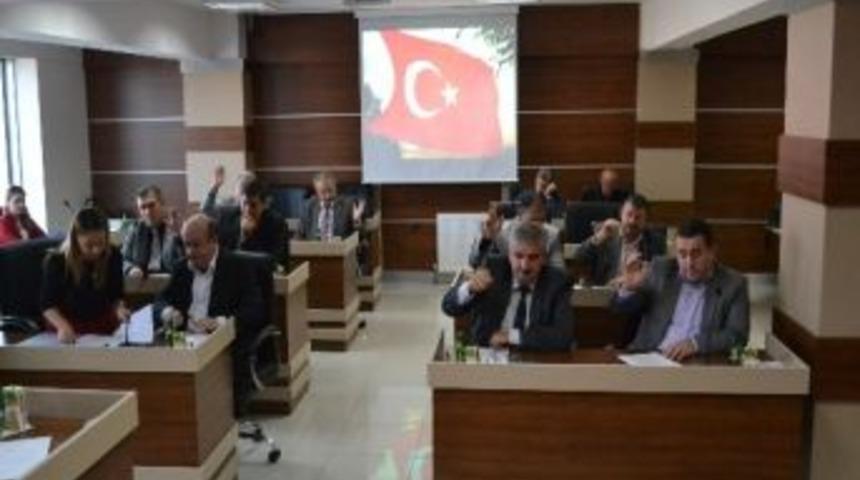 Mecliste &lsquo;kat Artırımı&rsquo; Polemiği