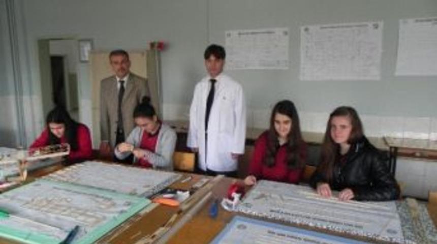 L&uuml;leburgaz'da Model U&ccedil;ak Kursu A&ccedil;ıldı