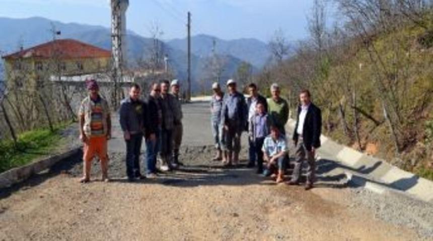 K&ouml;ydes 3.etap Beton Yol &Ccedil;alışmaları