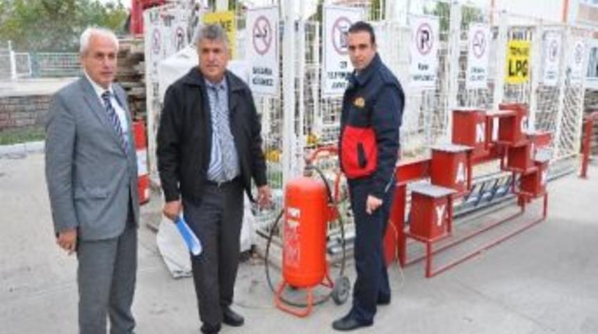 L&uuml;leburgaz İtfaiye M&uuml;d&uuml;rl&uuml;ğ&uuml;'nden Ekipman Denetimi