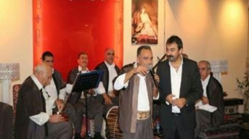 İzmir Sıra Gecelerine &ldquo;aşina&rdquo;