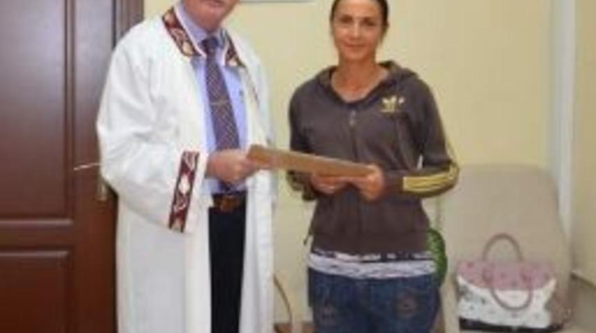 Rus Jesica M&uuml;sl&uuml;man Oldu