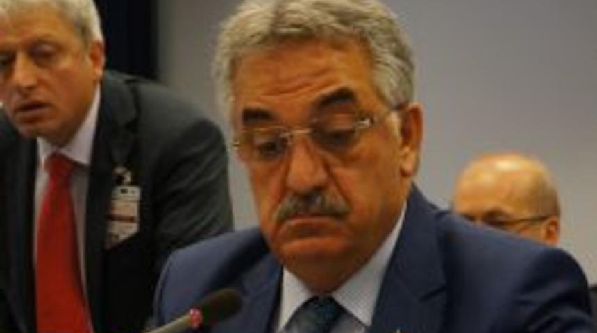 G&uuml;mr&uuml;klerde Uyuşturucu Madde Ve Ticari Eşya Yakalama Y&uuml;zde 32 Arttı