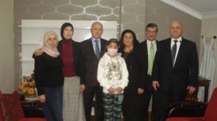 Emniyet M&uuml;d&uuml;r&uuml;nden, İlik Nakli Olan Jiyan&rsquo;a Ziyaret