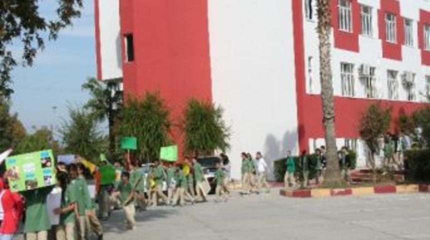 &Ouml;ğrencilerden "sigaraya Ve Alkole Hayır" Y&uuml;r&uuml;y&uuml;ş&uuml;