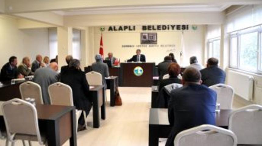 Belediye Meclisinde t&uuml;m maddeler  oybirliği ile kabul  edildi