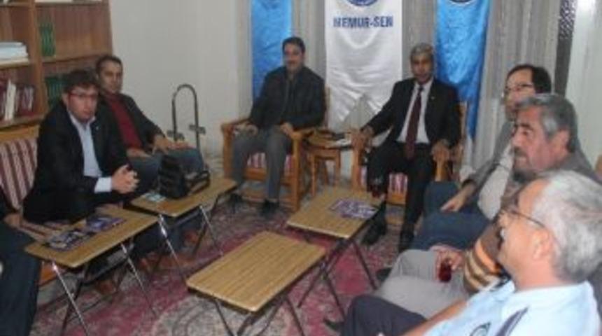 Eryılmaz, Memur-sen’liler İle Bir Araya Geldi