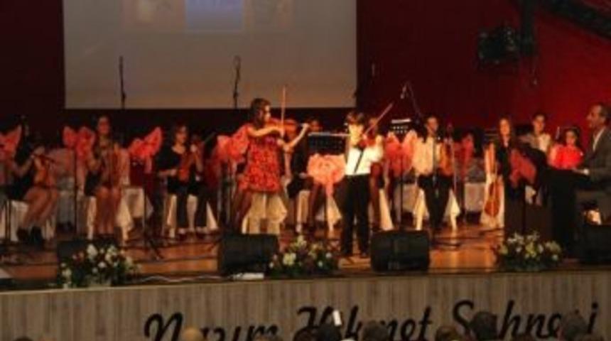 Gaziemir'de Minik Parmaklar Mest Etti