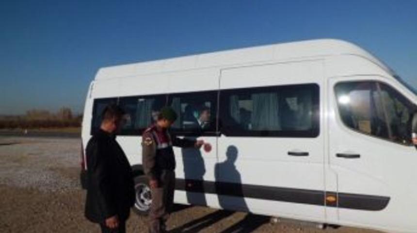 &Ccedil;ay Jandarma Ekiplerinden Servis Ara&ccedil;larına Denetim