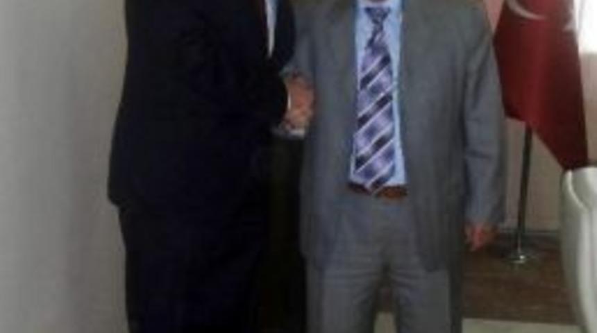 Ak Partili Aday Adayı Turgut, Esnaf Odalarını Ziyaret Etti