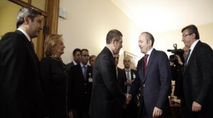 CHP Heyeti, AK Parti Grubuna Geldi