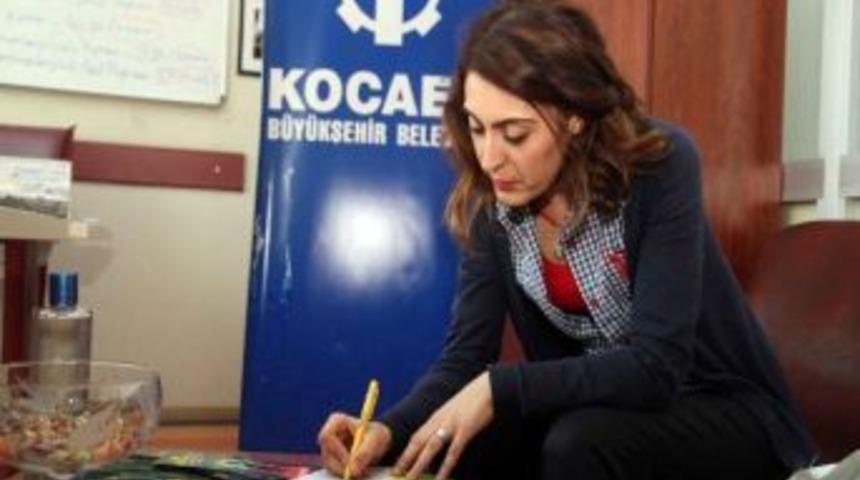 &lsquo;sahne &Ouml;ğretmenlerin&rsquo; Yarışmasına Başvurular S&uuml;r&uuml;yor