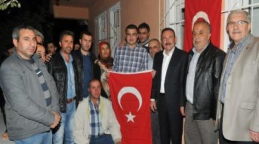 Başkan Doğan, Asker Uğurladı