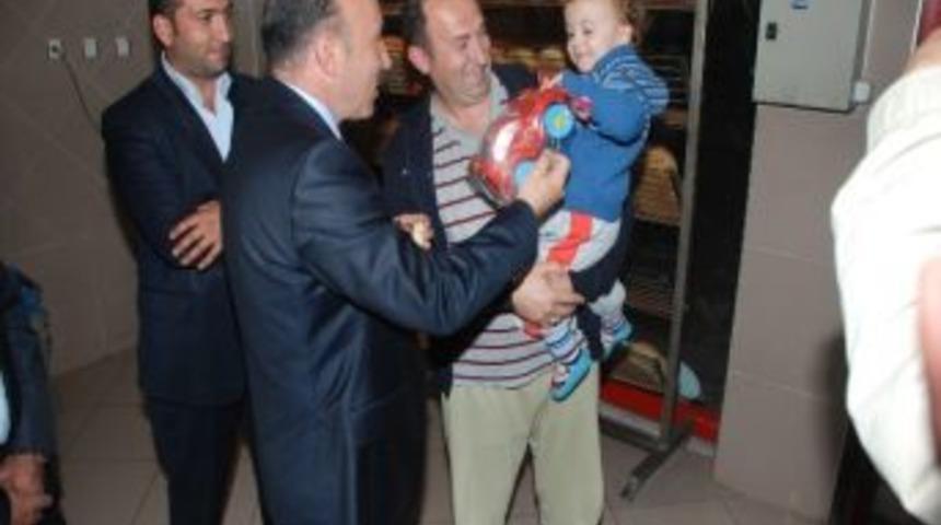 Doğan&rsquo;dan Kuru&ccedil;eşme&rsquo;de Esnaf Turu