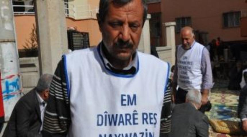 Bdp'liler, G&ouml;kkan'a Destek İ&ccedil;in Sınırda Toplandı