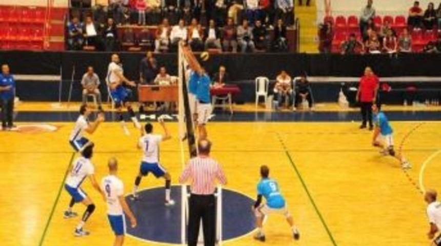 Şahinbey Voleybol Takımı Filede Geleceğe Yatırım Yapıyor