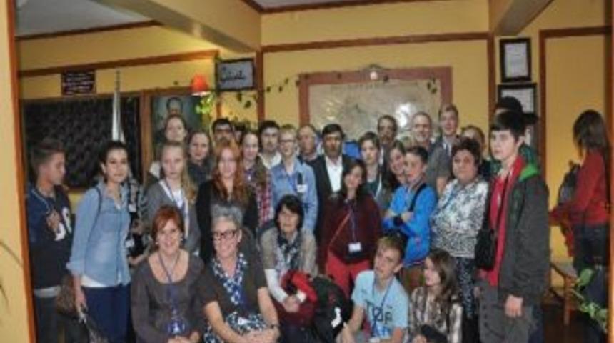 Emet'e Avrupa'dan Misafir