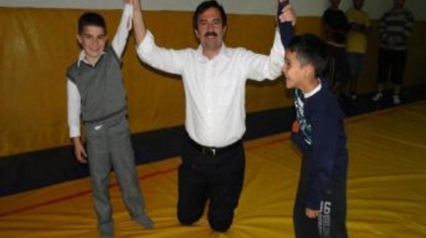 Sungurlu Belediyesi&rsquo;nden G&uuml;reşe Tam Destek