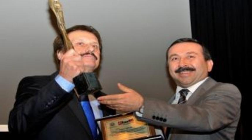 Kısa-ca&rsquo;da &Uuml;nl&uuml;ler Ge&ccedil;idi