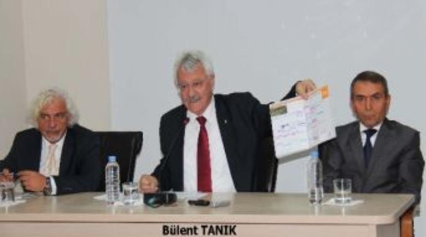 Başkan Tanık, Semt Sakinlerinin Sorunlarına &Ccedil;&ouml;z&uuml;m Aradı