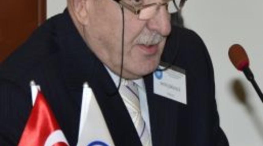 Esog&uuml;&rsquo;de Mevlana &Ccedil;alıştayı