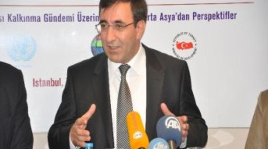 Bakan Cevdet Yılmaz: &ldquo;t&uuml;rkiye&rsquo;nin Tam &Uuml;yelik Perspektifi Teyit Edilmiş Oldu&rdquo;