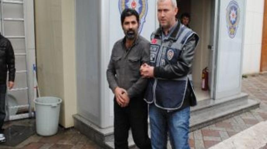 &Ccedil;aldıkları Dorseyi Polise Satmak İsteyince Yakalandılar