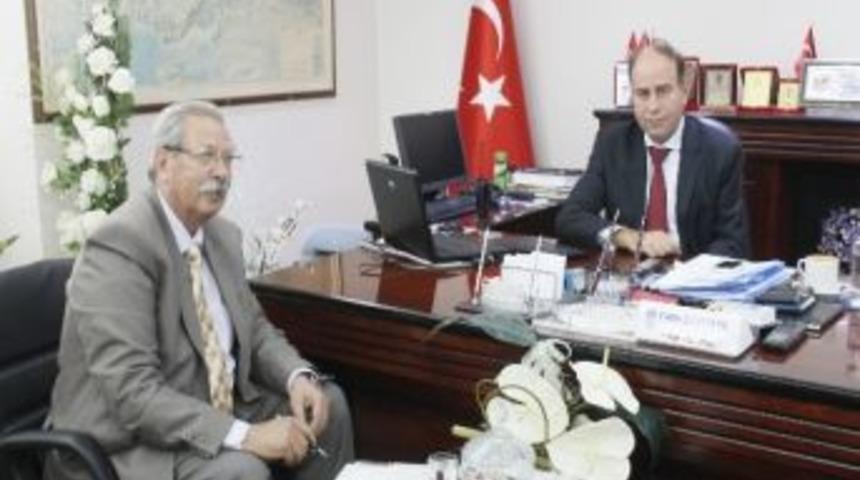 Chp'li Aday Adayından Emniyet M&uuml;d&uuml;r&uuml;ne Ziyaret