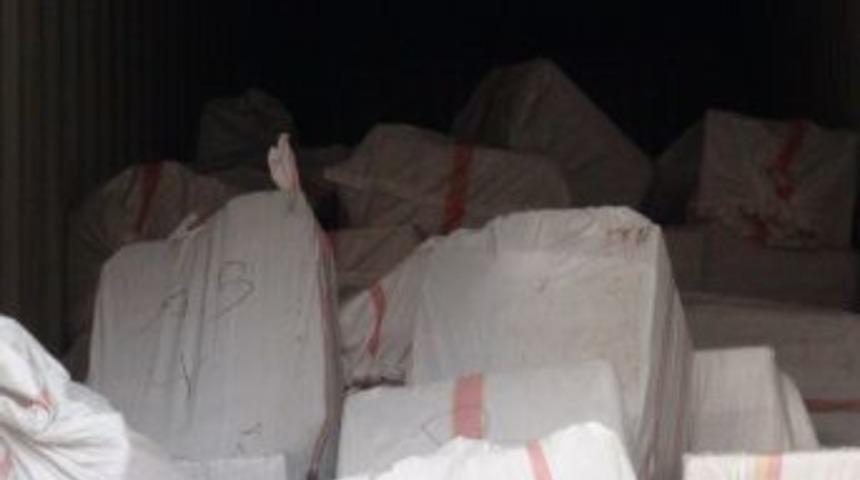 Kocaeli'nde 218 Bin Ka&ccedil;ak Sigara Ele Ge&ccedil;irildi