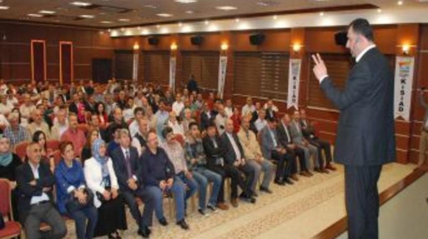 KİSİAD Beden Dili Ve Iletişim Konulu Konferans D&uuml;zenledi