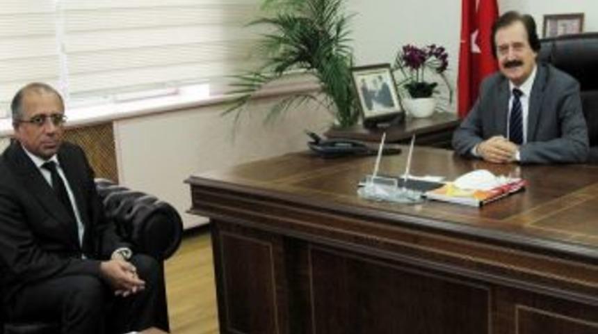 Defterdar Salihoğlu, Rekt&ouml;r Kocacık&rsquo;a Veda Ziyaretinde Bulundu