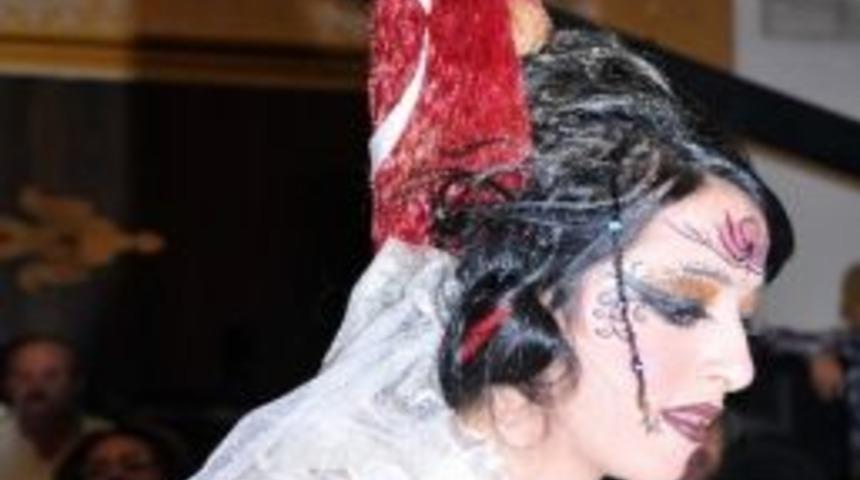 Kuaf&ouml;rler Sa&ccedil; Tasarımında Şov Yaptı