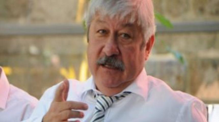 "&ouml;ğrenci Evi" Tartışmaları