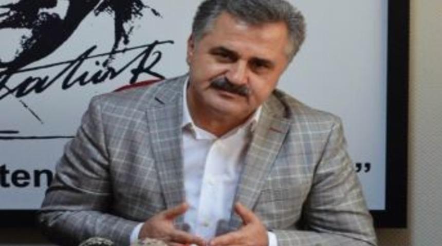 Ey&uuml;p Fatsa, 19 Eyl&uuml;l Gazeteciler Derneği'ni Ziyaret Etti