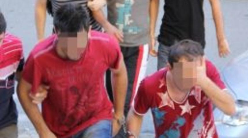 Uyuşturucuyla Yakalanan Gen&ccedil;lere Ceza Yağdı