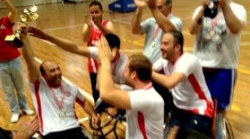 Boğazg&uuml;c&uuml; Engelliler 1.Ligde taraftarı &ouml;n&uuml;ne &ccedil;ıkıyor