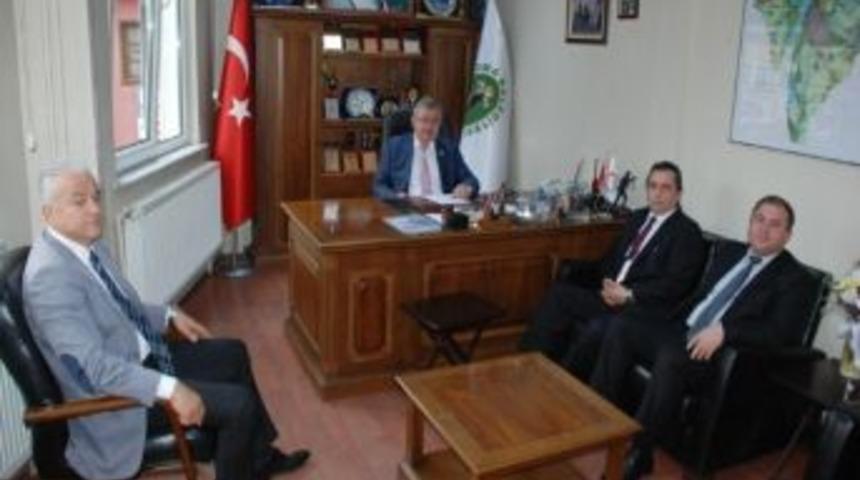 Avrupa &Ccedil;aycumalılar Derneğinden Başkan G&uuml;lşen&rsquo;e Ziyaret