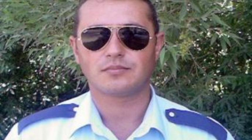 Polisleri Taşıyan Otob&uuml;s&uuml;n Takla Atması