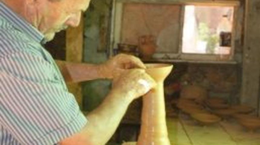 Başkan Yardımcısı T&uuml;l&uuml;ş'ten 60 Yıllık &Ccedil;&ouml;mlek Ustası &Ccedil;okan&rsquo;a Ziyaret