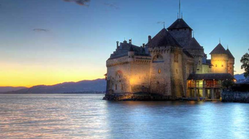 Avrupa'nın en g&uuml;zel 15 kale ve şatosu