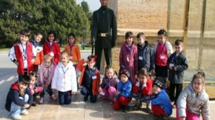 Yenimahalleli Minikler Anıtkabir&rsquo;de