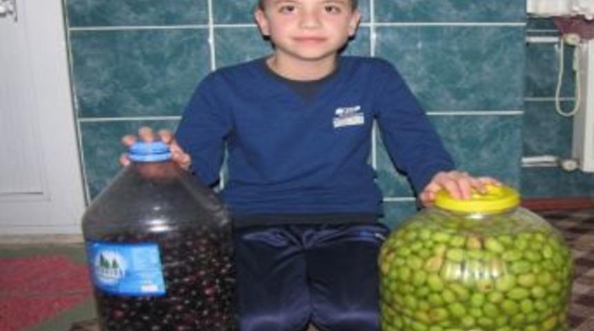 Hisarcıklılar Salamura Zeytin Yapımına Y&ouml;neldi