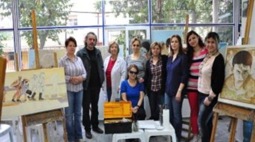 Adanalı Ressamlar İsvi&ccedil;re Yolcusu