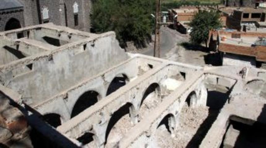 Fabrikaya D&ouml;n&uuml;şt&uuml;r&uuml;len İbn-i Sin Camii I&ccedil;in &Ouml;nemli Karar