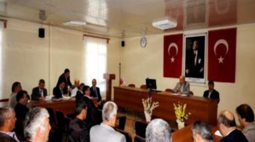 Sarıg&ouml;l&rsquo;de &Ouml;ğrenci Servis S&uuml;r&uuml;c&uuml;leri Toplantısı