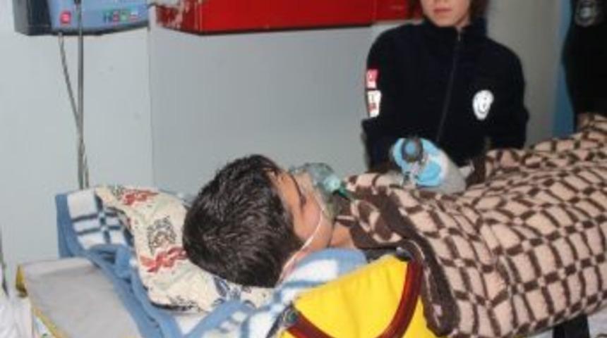 Lise &Ouml;ğrencisi Şofben Gazından Zehirlendi
