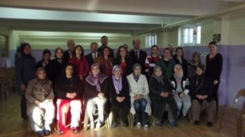 Vize&rsquo;de Aile Eğitimi Kursu A&ccedil;ıldı